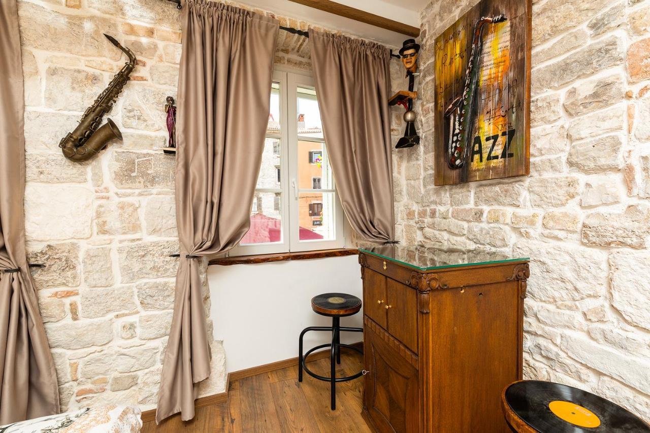 Ferienwohnung Domus Maximus Pula Exterior foto